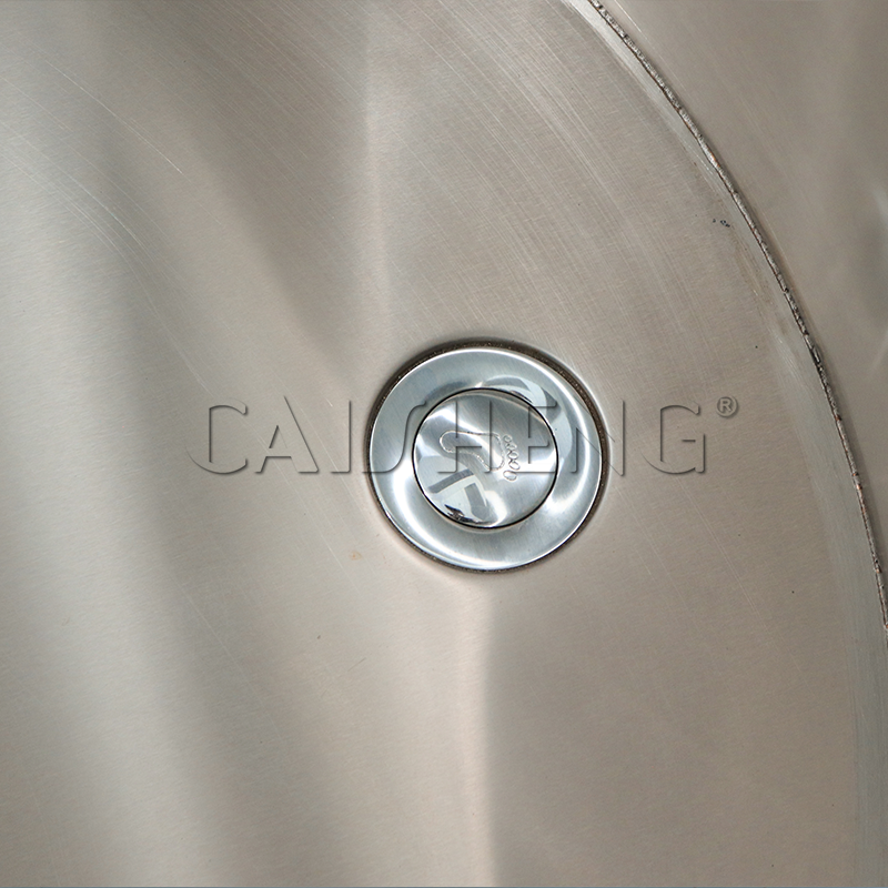 FC-5 Wooden Cold Plunge Tub